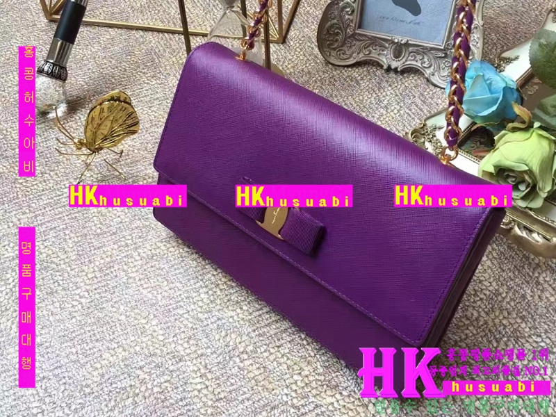  NEW  ��󰡸� �Ż�  ũ�ν��� PE170515-30