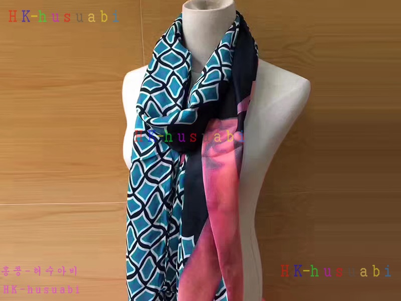 NEW  ���� �Ż� ������ ��ī�� GU170612-4