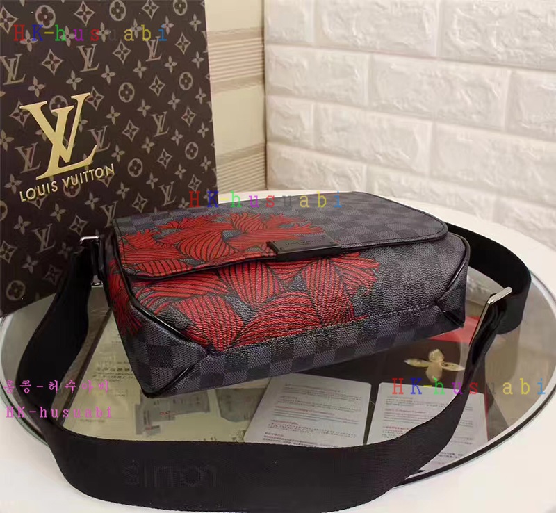 NEW ���̺��� �Ż� ũ�ν��� M41714