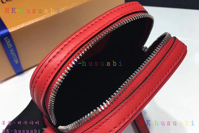 �ڹ̷��ޡ� 2017F/W ���̺��� ������ �ٴ��� ũ�ν��� LV M53434 