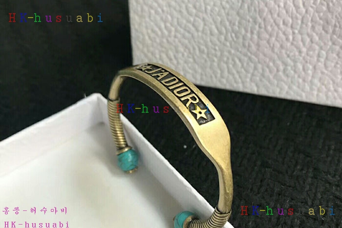 NEW   Ż   DR65597