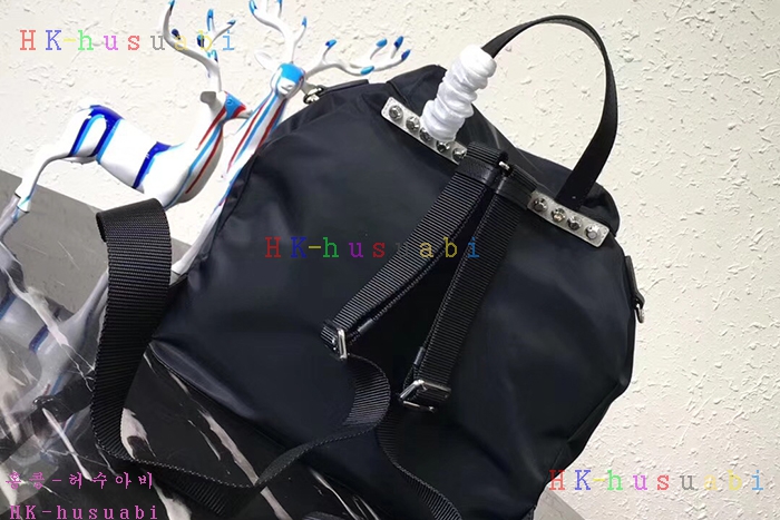 �ڹ̷��ޡ� ����� ���͵� ���� PR 1BZ811-4