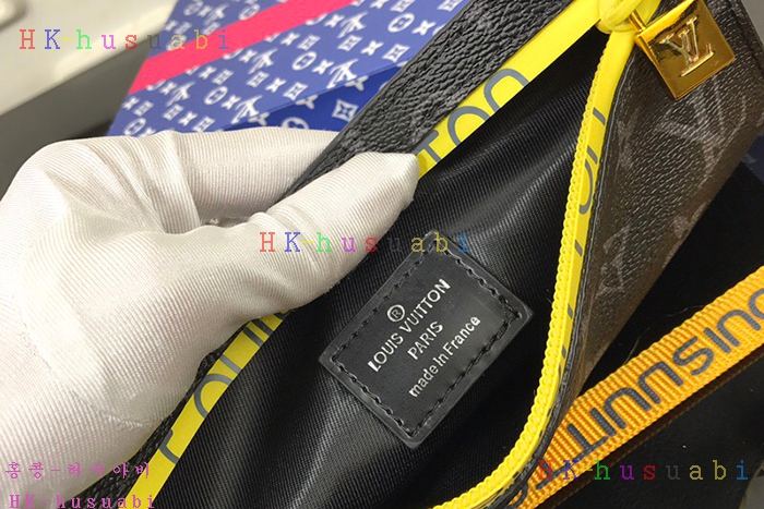 �ڹ̷��ޡڷ��̺��� ���� Ŭ��ġ M68003-2