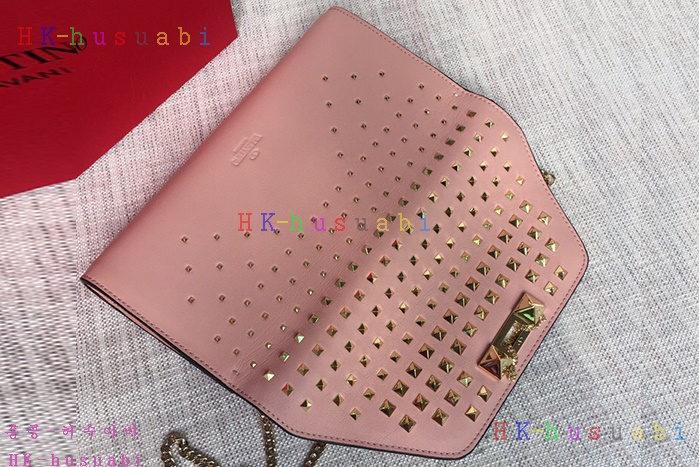 �ڹ̷��ޡ� �߷�Ƽ�� �����͵� ü�ι�  V 2045-2-2