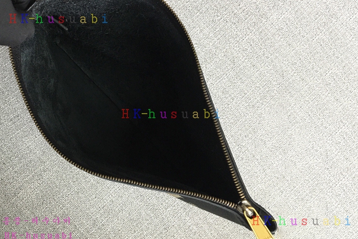 �ڹ̷��ޡ� 2018SS �ΰ� ���� Ŭ��ġ GU 500981