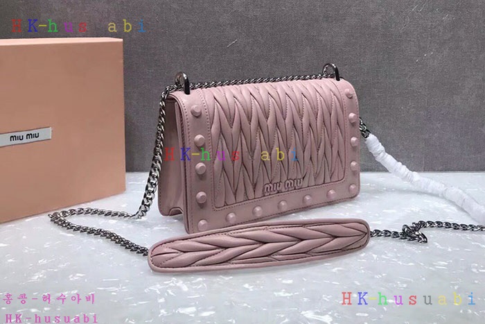 �ڹ̷��ޡ� �̿�̿� ���׶� �����  MM 5BD086