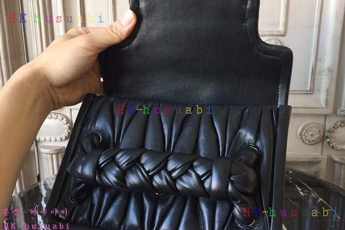 �ڹ̷��ޡ� �̿�̿� ���׶�� ����� MM 5BD049