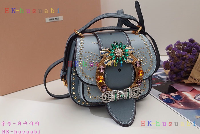 �ڹ̷��ޡ� �̿�̿� �̿췹�̵� ����� MM 5BH019