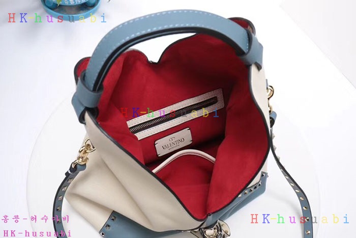 �ڹ̷��ޡ� �߷�Ƽ�� �����͵� ȣ���� �Ż� V 2A050