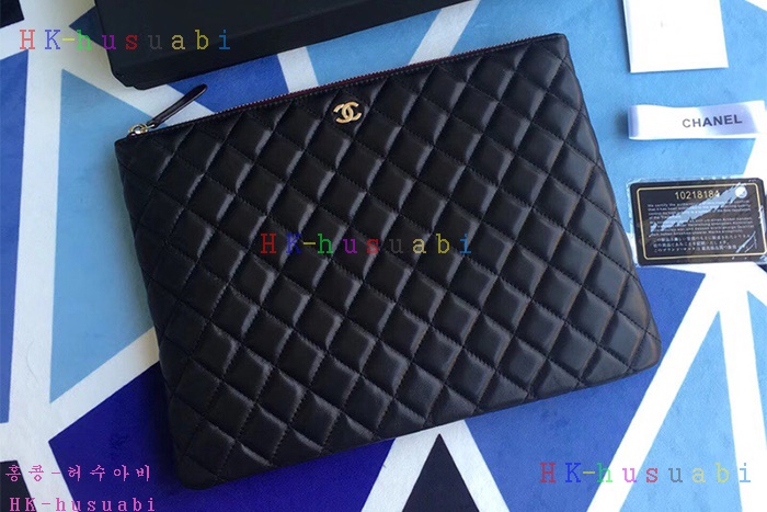 �ڹ̷��ޡ� ���� Ŭ��ġ�� CH A67780