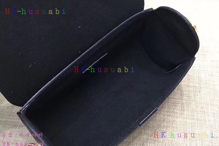 �ڹ̷��ޡ� ���̺��� �۶� ���̽� LV M43903