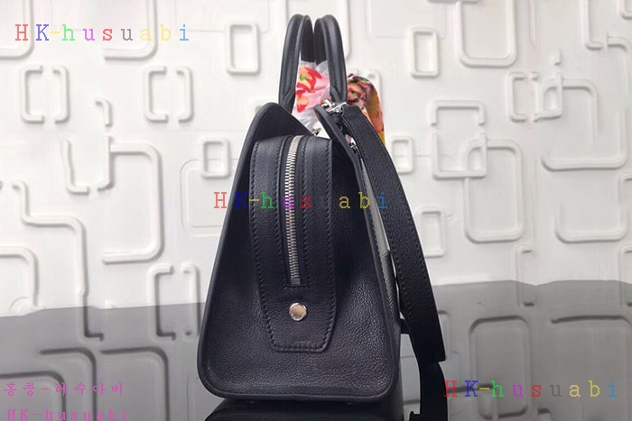 �ڹ̷��ޡڷ��̺��� ���� �ٴ� ��Ʈ�� M51239-4