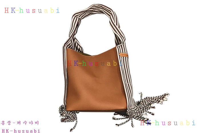 �ڹ̷��ޡ� �ο��� ��ī�� ��Ŷ�� LW 66036-2