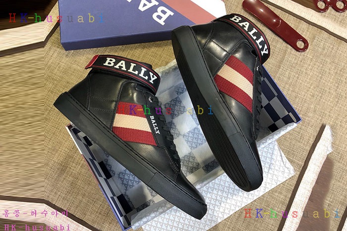 NEW  �߸� ������ ����Ŀ�� B 352244