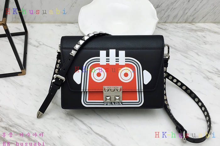 �ڹ̷��ޡ� ����� ũ�ν��� �Ż�  PR 1BD120