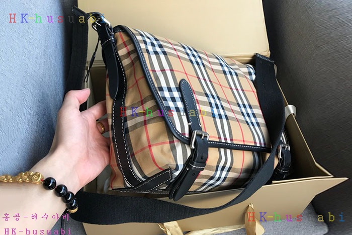 NEW ������ ��Ƽ�� ũ�ν��� BB 25658