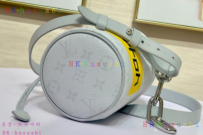 �ڹ̷��ޡ� ���̺��� ��ũ ����� M44631(2�÷� )