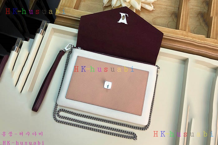 �ڹ̷��ޡ� ���̺��� ����Ʈ ���̶��� M67521