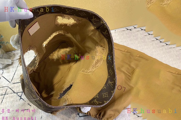 �ڹ̷��ޡ� ���̺��� �������� �ݶ�  M40011