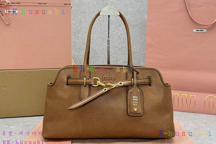 ڹ̷ޡڹ̿̿   ƹٸ  5BG310-4