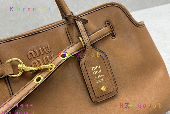 ڹ̷ޡڹ̿̿   ƹٸ  5BG310-4