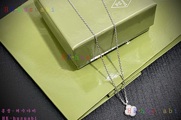 ��Ŭ���� �� ���� ȭ��Ʈ �ڰ� ����� FR35-4